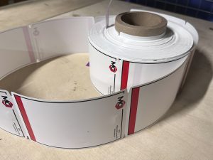 Бирки из картона.